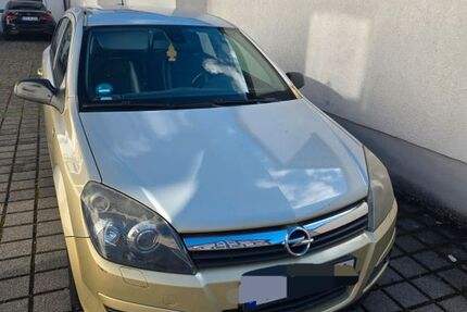 Opel Astra 136.000 km 2.600 &euro; Wetzlar 35581