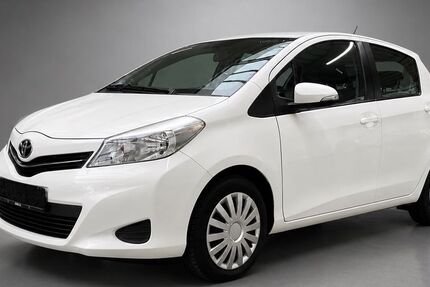 Toyota Yaris 112.000 km 7.990 &euro; Lollar 35457