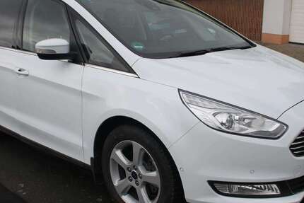 Ford Galaxy 63.900 km 24.300 &euro; Solms, Stadt 35606