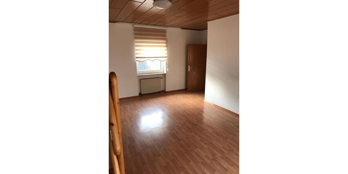 Hochparterre Gießen Anneröder Siedlung - 3 Zimmer, 70 m&sup2;, 900&euro; | Angebot:19585165