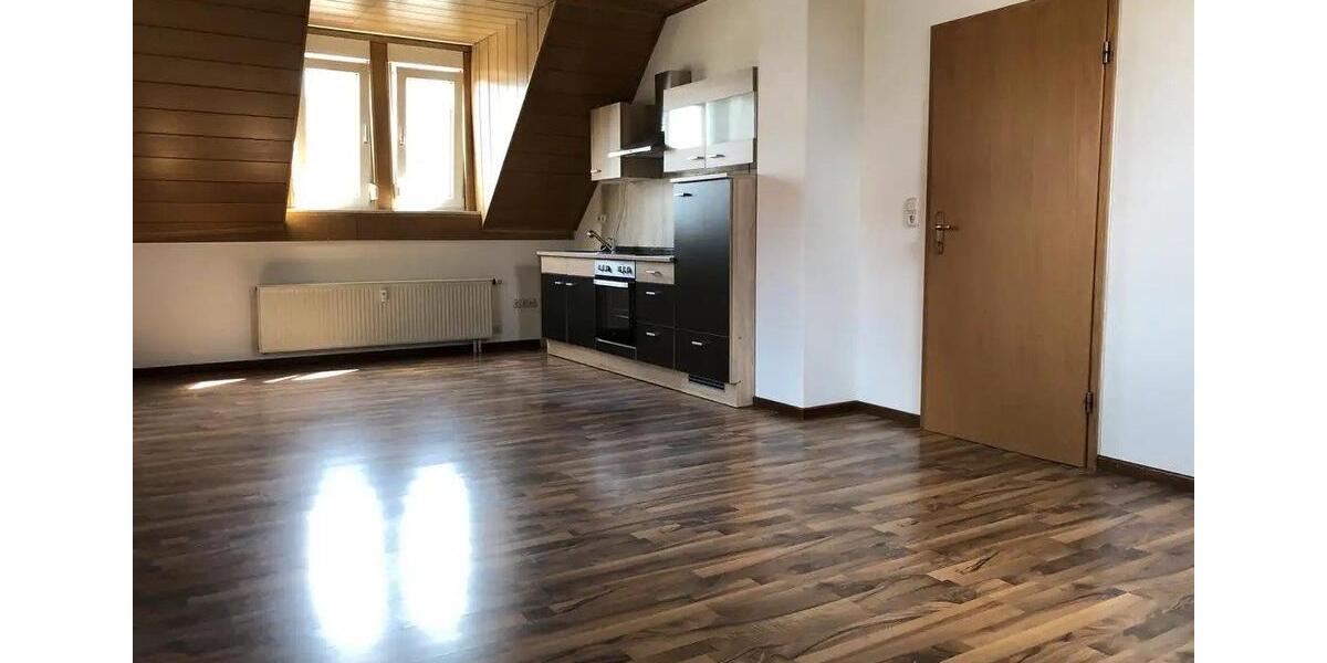 Dachgeschoßwohnung Lahnau - 2 Zimmer, 63 m&sup2;, 630&euro; | Angebot:26679020