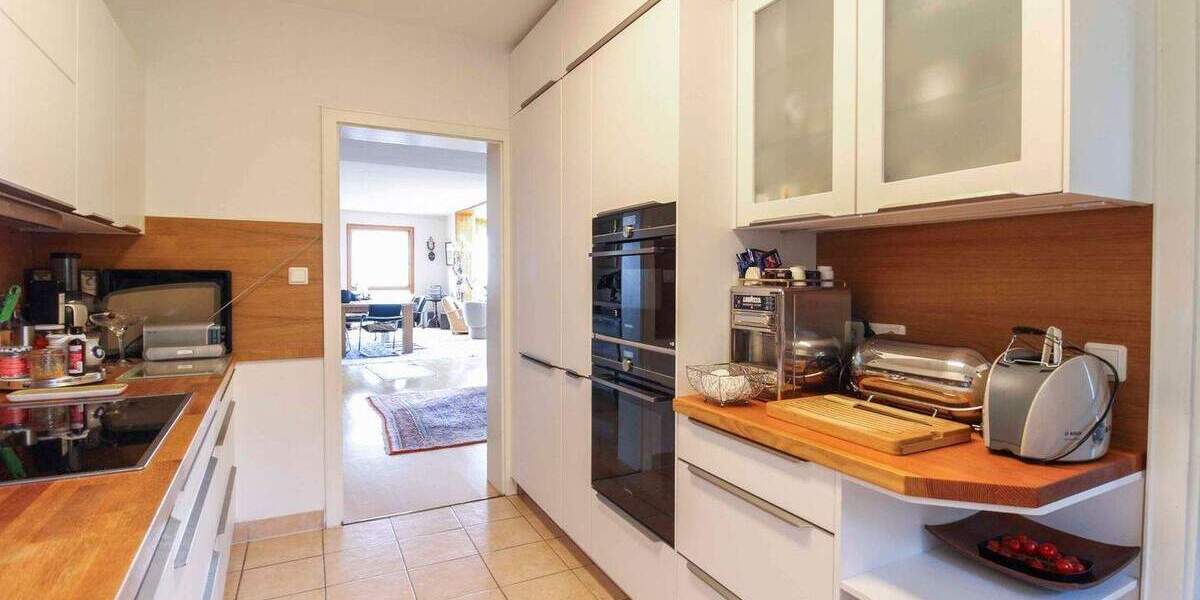 Einfamilienhaus Marburg Wehrshausen - 9 Zimmer, 307 m&sup2;, 998.000&euro; | Angebot:25717149