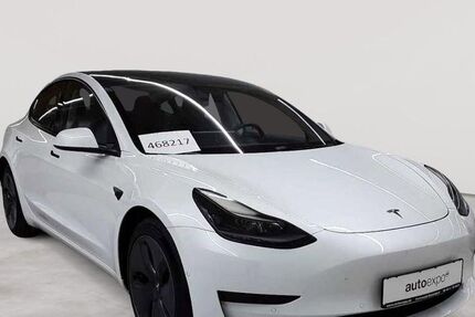 Tesla Model 3 94.203 km 23.989 &euro; Fernwald-Steinbach 35463