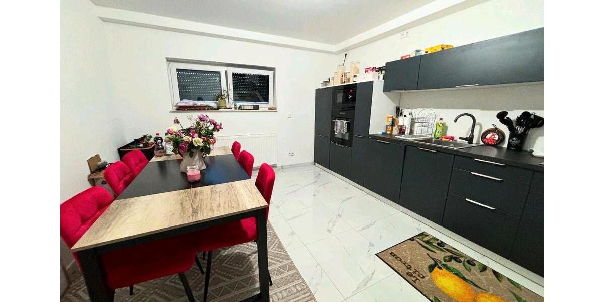 Etagenwohnung Lollar - 3 Zimmer, 100 m&sup2;, 880&euro; | Angebot:25431400