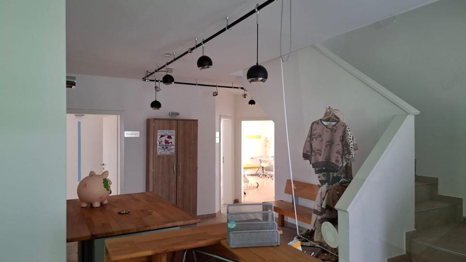 Einfamilienhaus Staufenberg - 8 Zimmer, 257 m&sup2;, 849.000&euro; | Angebot:27085694