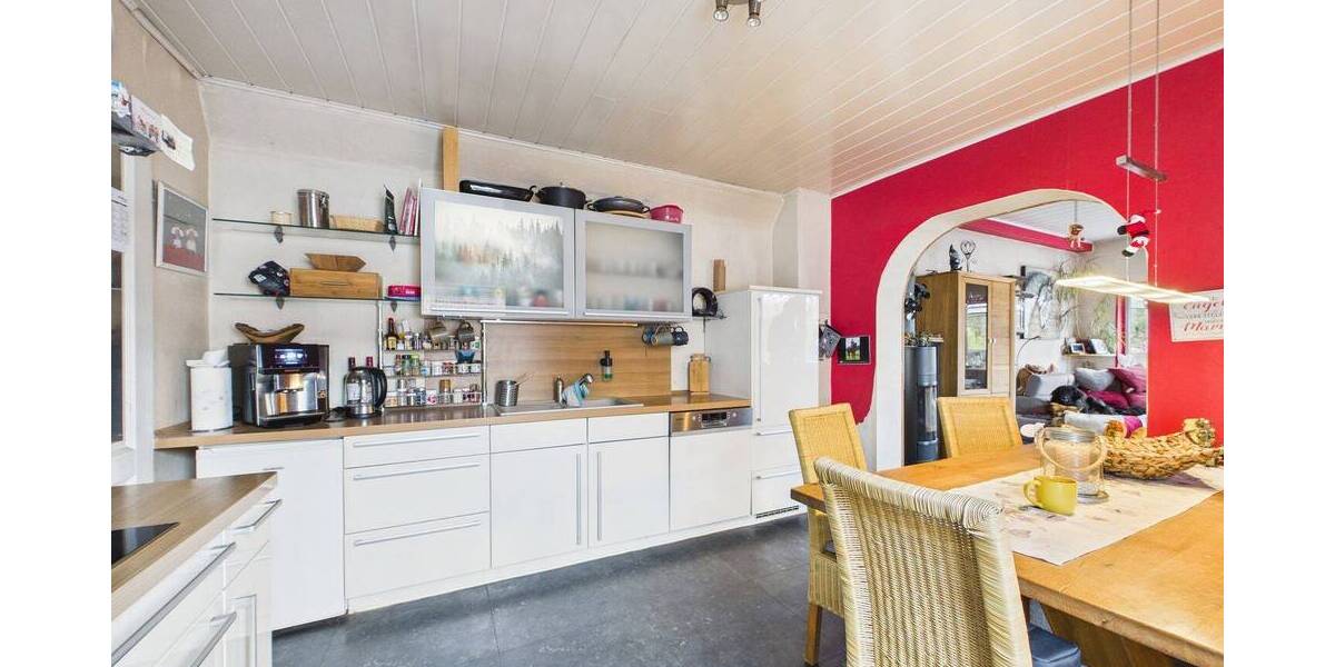 Doppelhaushälfte Gießen Kleinlinden - 7 Zimmer, 181 m&sup2;, 350.000&euro; | Angebot:26119405