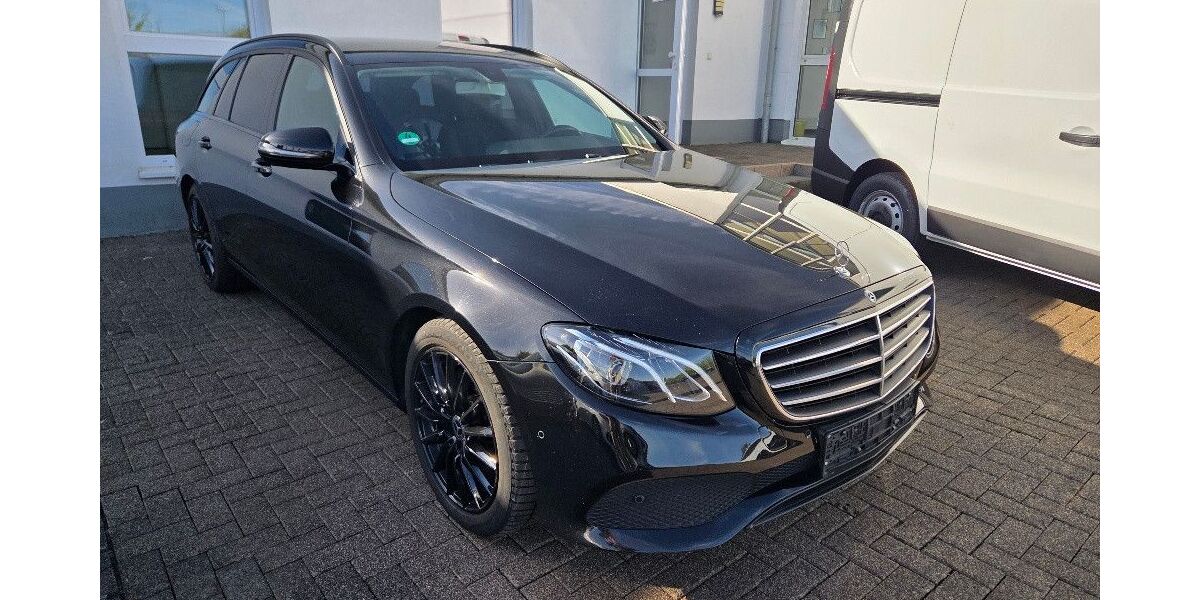 Mercedes-Benz E 220 87.000 km 23.990 &euro; Grünberg 35305