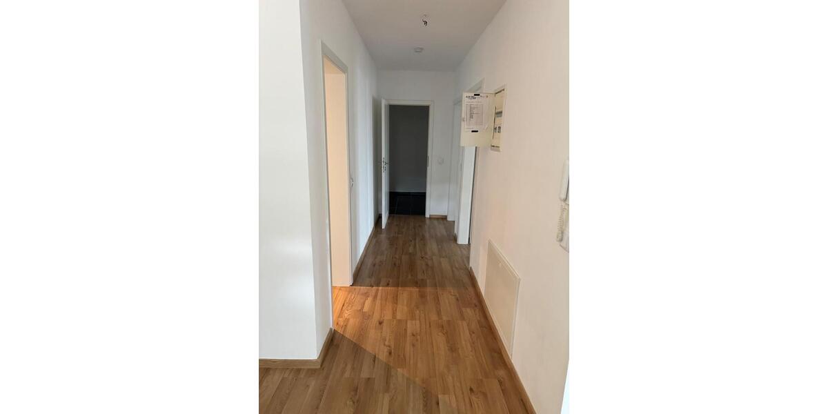 Erdgeschoßwohnung Staufenberg - 3.5 Zimmer, 80 m&sup2;, 279.000&euro; | Angebot:25973414