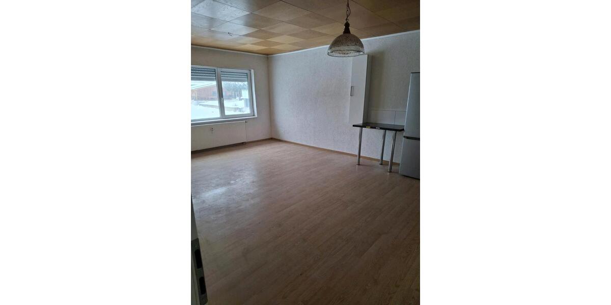 Etagenwohnung Gladenbach - 3 Zimmer, 80 m&sup2;, 650&euro; | Angebot:25994555