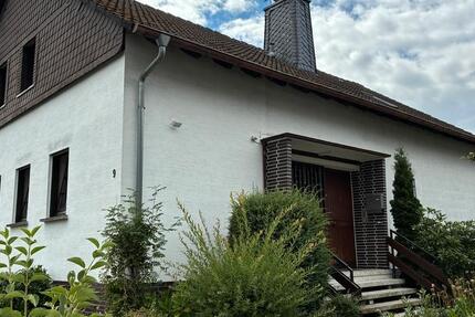 Haus Marburg Cappel - 9 Zimmer, 170 m&sup2;, 399.999&euro; | Angebot:27263431