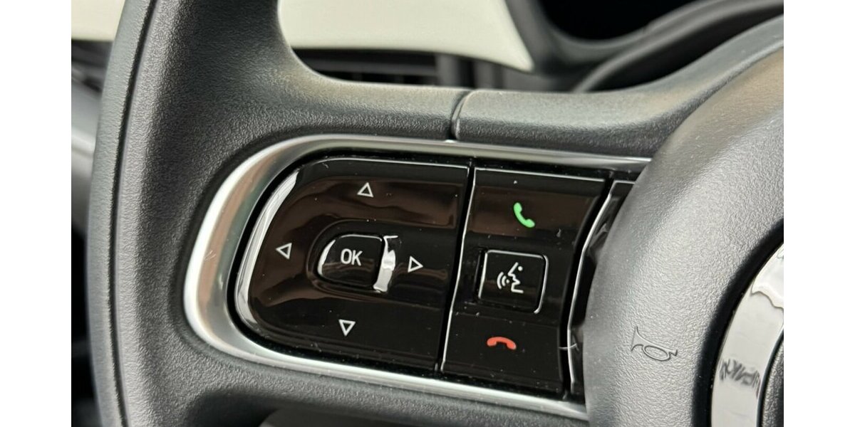 Fiat 500e Action Carplay Android Automatik 1.Hand 26.891 km 13.440 &euro; Lich 35423