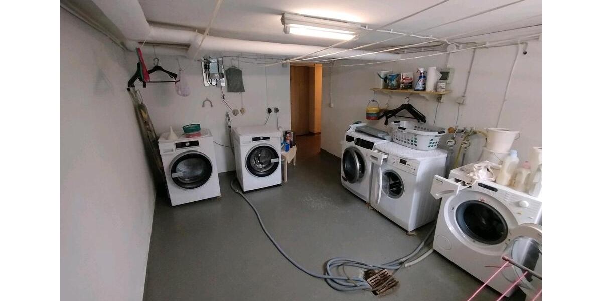 Dachgeschoßwohnung Marburg Cappel - 4 Zimmer, 75 m&sup2;, 225.000&euro; | Angebot:26502333