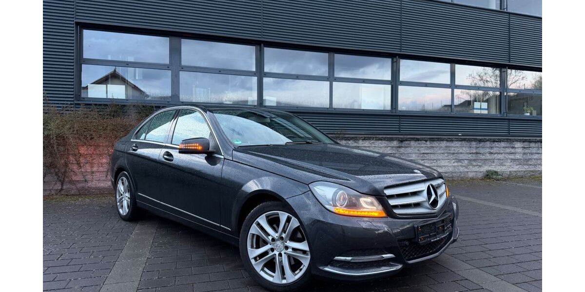 Mercedes-Benz C 220 245.000 km 7.990 &euro; Heuchelheim 35452