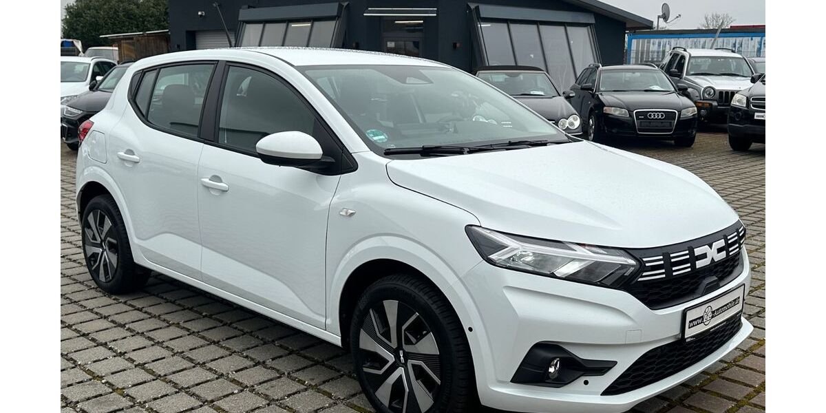 Dacia Sandero 2.100 km 16.900 &euro; Butzbach 35510