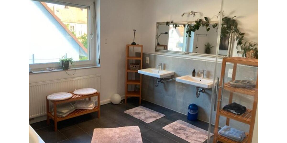 Etagenwohnung Gießen Allendorf - 2 Zimmer, 74 m&sup2;, 1.200&euro; | Angebot:25701480