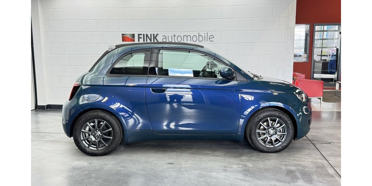 Fiat 500e Cabrio 1.Hand 42kWh Sitzheizung Kamera 15.200 km 21.320 &euro; Lich 35423
