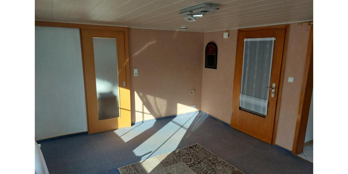 Etagenwohnung Greifenstein - 6 Zimmer, 100 m&sup2;, 450&euro; | Angebot:25947883