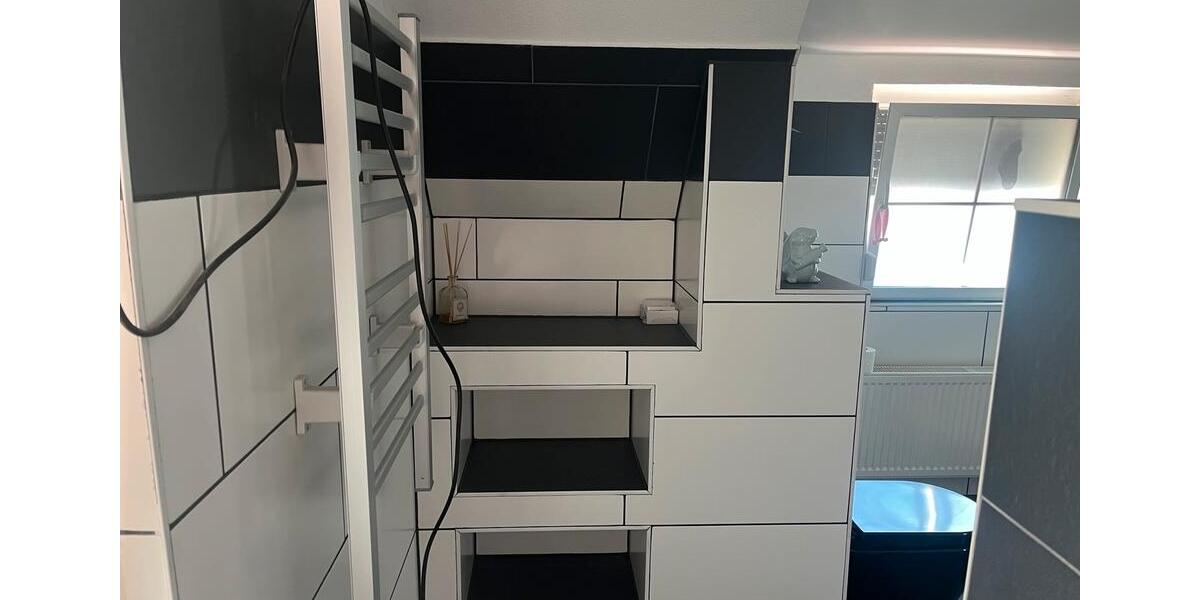 Etagenwohnung Lahnau - 4 Zimmer, 135 m&sup2;, 1.300&euro; | Angebot:26680425