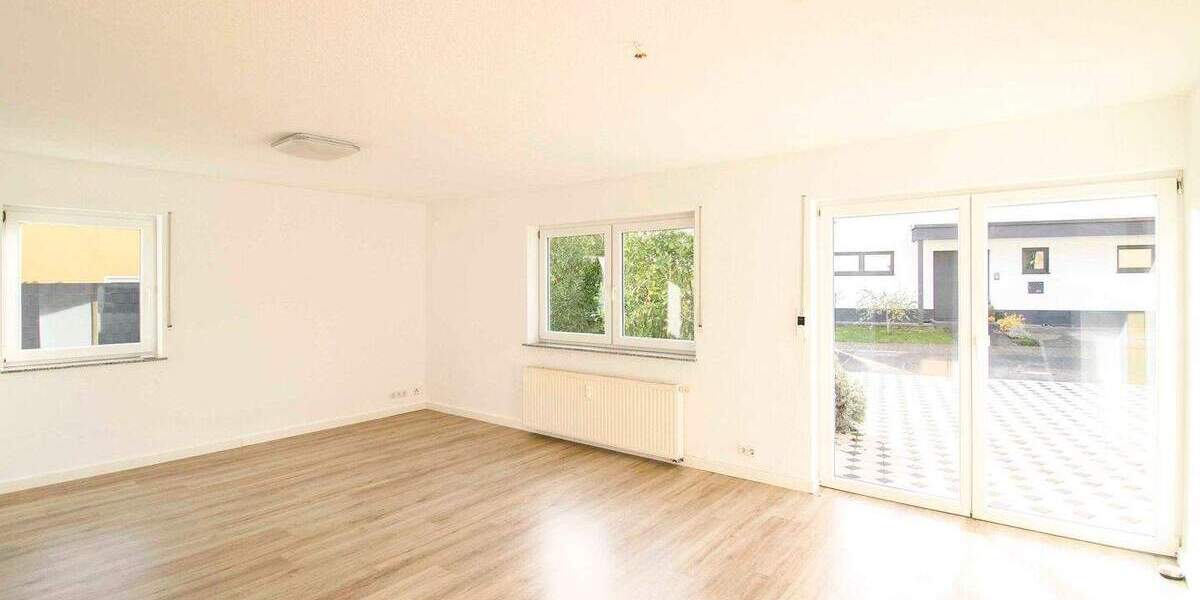 Einfamilienhaus Sinn Fleisbach - 9 Zimmer, 449.000&euro; | Angebot:25681477