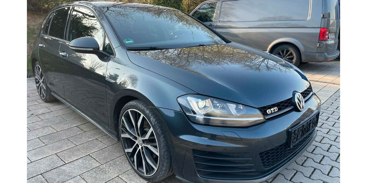 VW Golf 277.000 km 8.650 &euro; Solms 35606