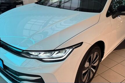 VW Golf 9.621 km 26.900 &euro; Gladenbach 35075