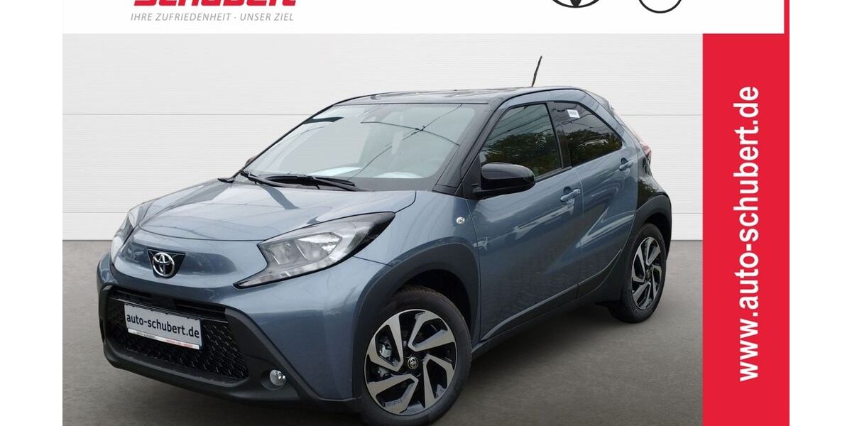 Toyota Aygo (X) 2.501 km 16.980 &euro; Giessen 35394