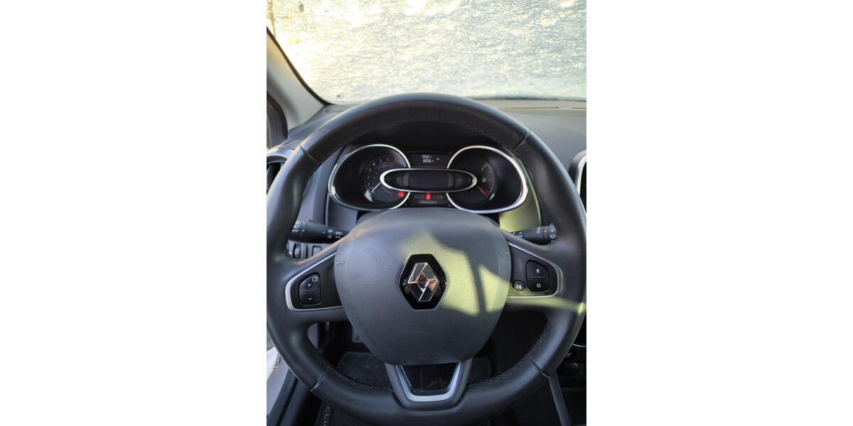 Renault Clio 72.496 km 9.999 &euro; Waldsolms 35647