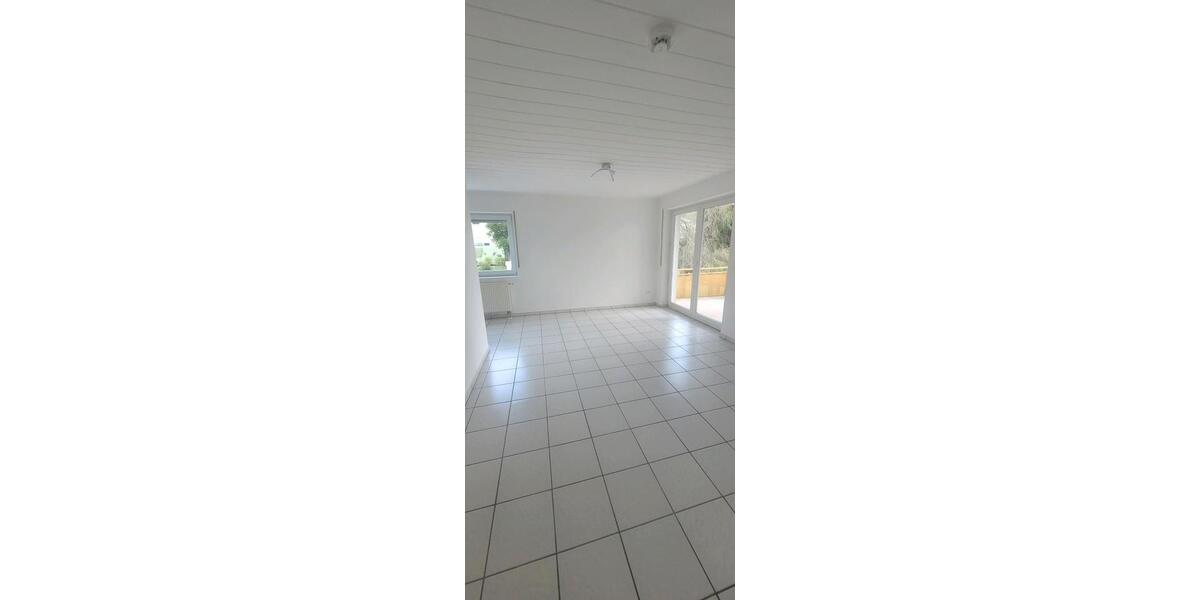 Etagenwohnung Lich - 3 Zimmer, 85 m&sup2;, 700&euro; | Angebot:24773022