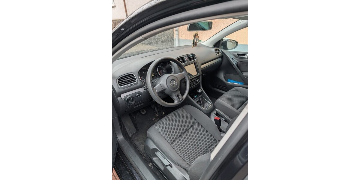 VW Golf 240.500 km 4.000 &euro; Gießen 35390