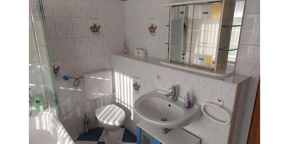 Etagenwohnung Greifenstein - 6 Zimmer, 100 m&sup2;, 450&euro; | Angebot:25947883