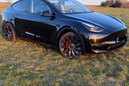 Tesla Model Y 61.700 km 39.600 &euro; Echzell 61209