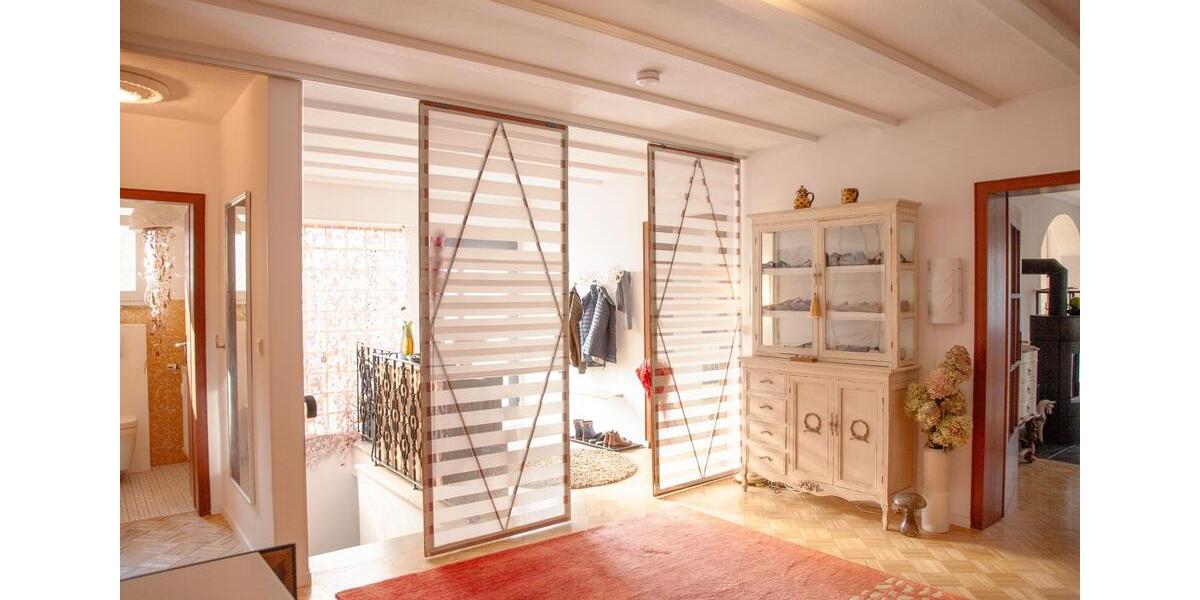 Erdgeschoßwohnung Braunfels - 5 Zimmer, 160 m&sup2;, 315.000&euro; | Angebot:25174227