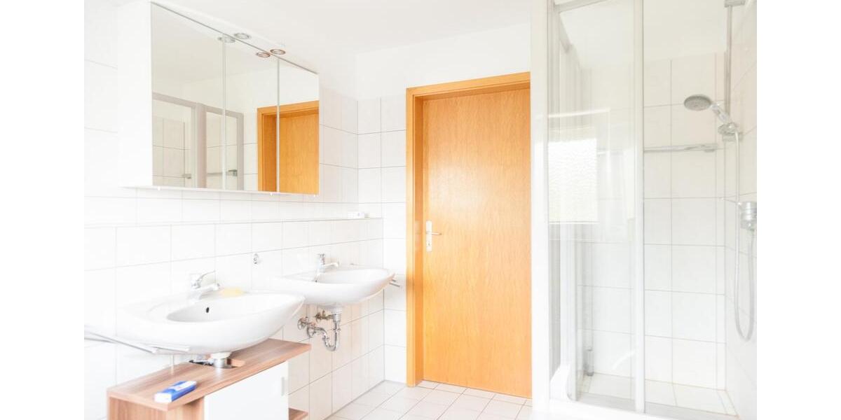 Dachgeschoßwohnung Staufenberg - 3 Zimmer, 96 m&sup2;, 240.000&euro; | Angebot:25390607