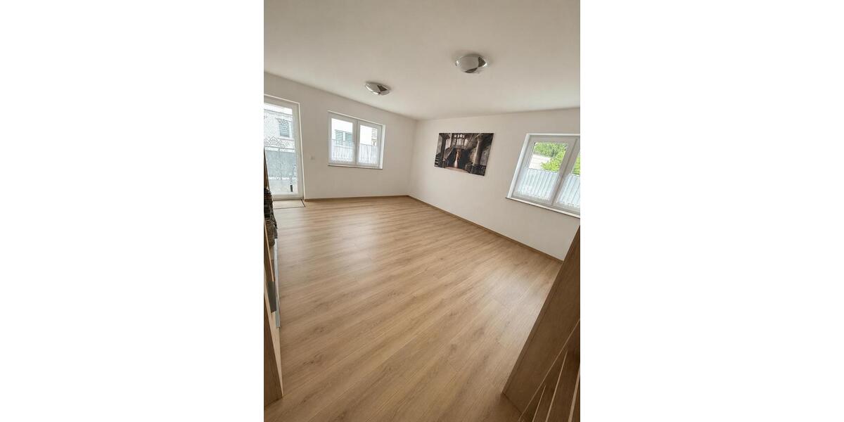 Etagenwohnung Biebertal - 4 Zimmer, 95 m&sup2;, 364.000&euro; | Angebot:26643505