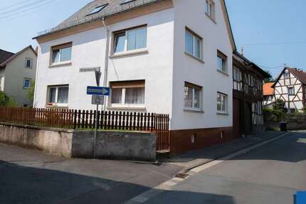 Haus Waldsolms - 7 Zimmer, 185 m&sup2;, 325.000&euro; | Angebot:25257568