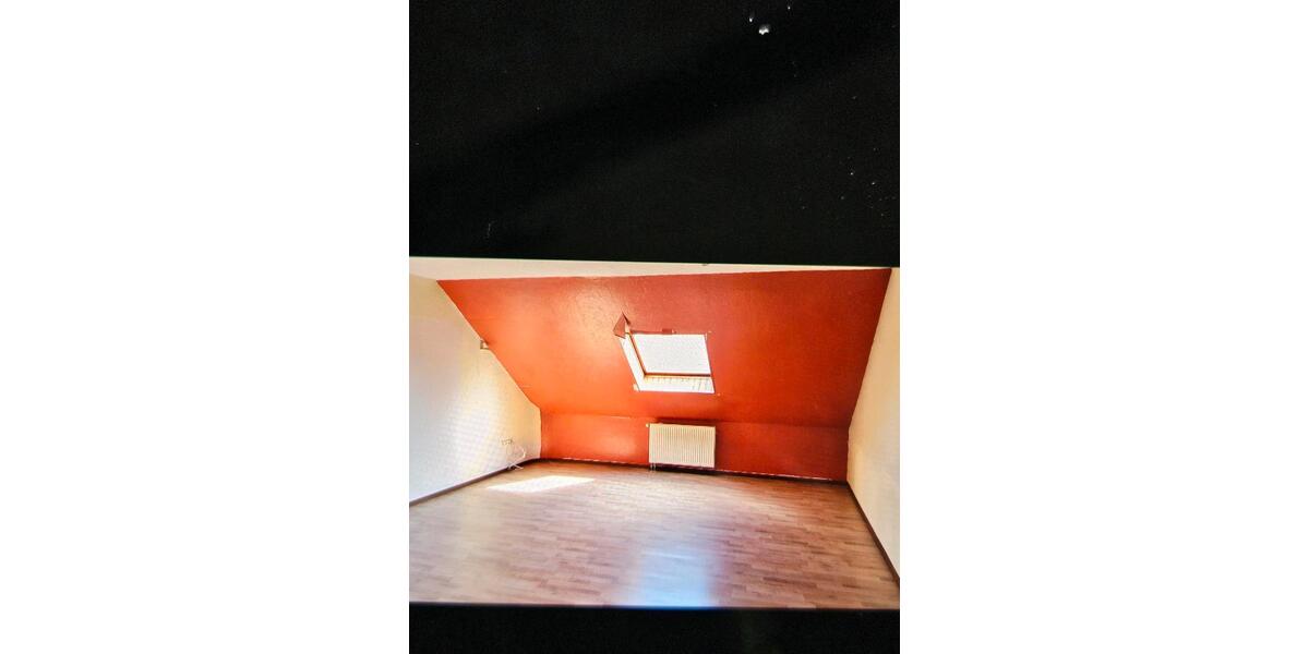 Dachgeschoßwohnung Hungen - 3 Zimmer, 81 m&sup2;, 850&euro; | Angebot:25917386