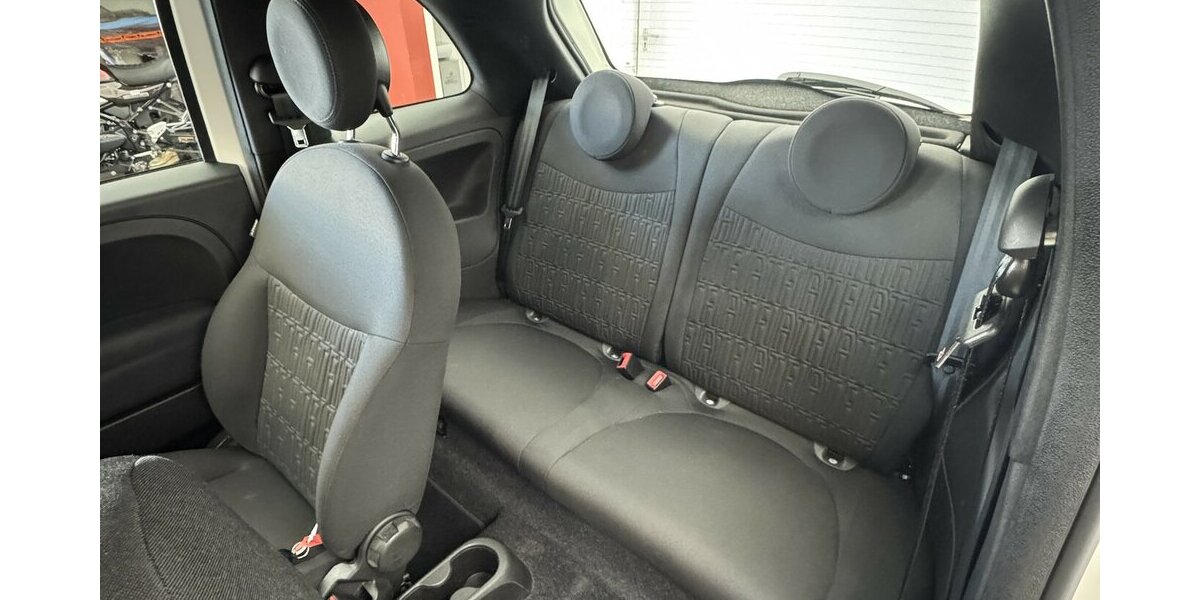 Fiat 500 1.0 Dolcevita Mild-Hybrid CarPlay 1. Hand 25.490 km 12.970 &euro; Lich 35423