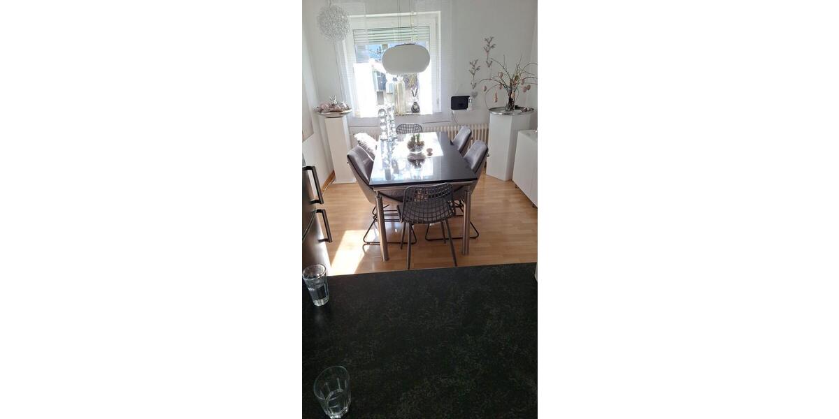 Einfamilienhaus Mittenaar - 6 Zimmer, 150 m&sup2;, 1.300&euro; | Angebot:24813384