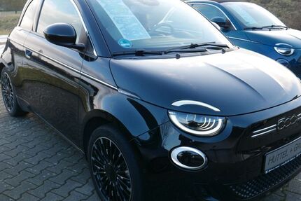 Fiat 500e 17.339 km 30.999 &euro; Wetzlar 35576