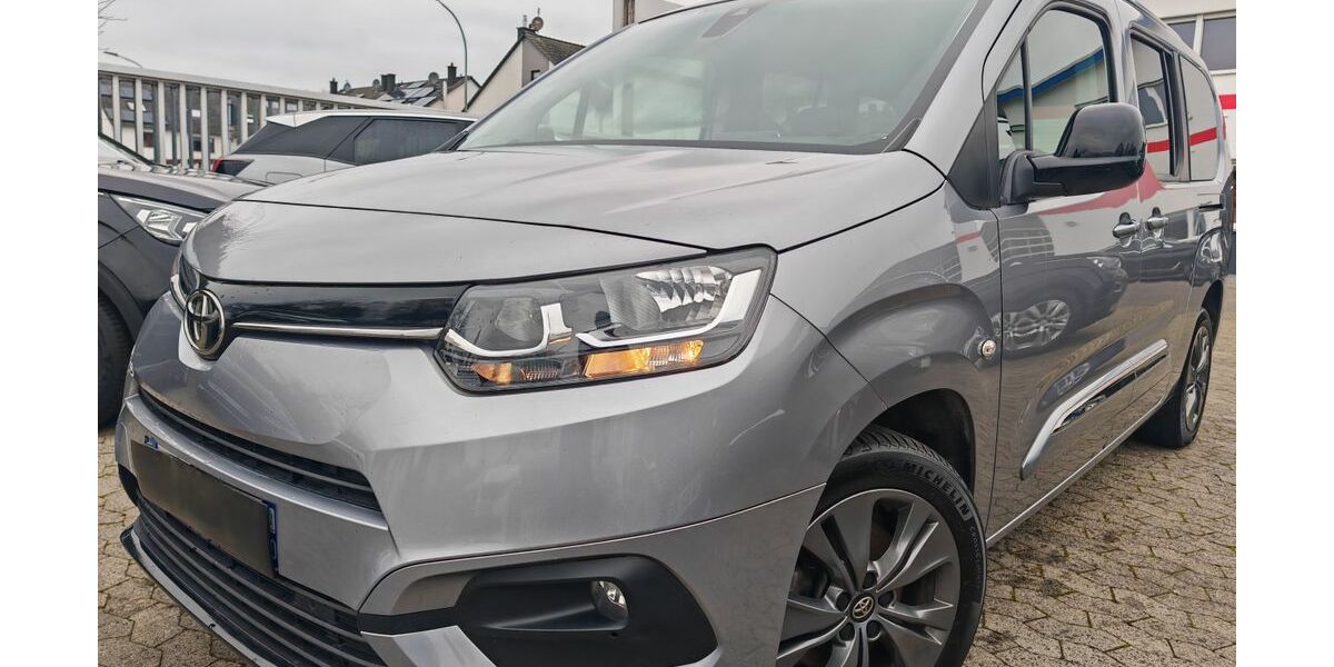 Toyota Proace City 199.972 km 15.351 &euro; Wölfersheim 61200