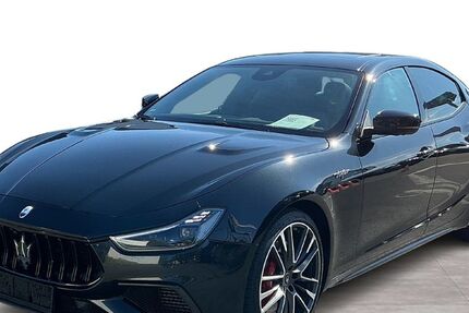 Maserati Ghibli 75.212 km 69.890 &euro; Gießen 35398