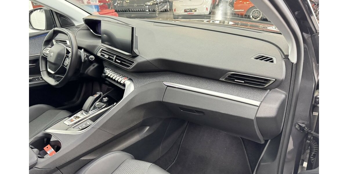 Peugeot 3008 1.6 225 Allure 1.Hand Pack Plug-In Hybrid 51.950 km 21.240 &euro; Lich 35423