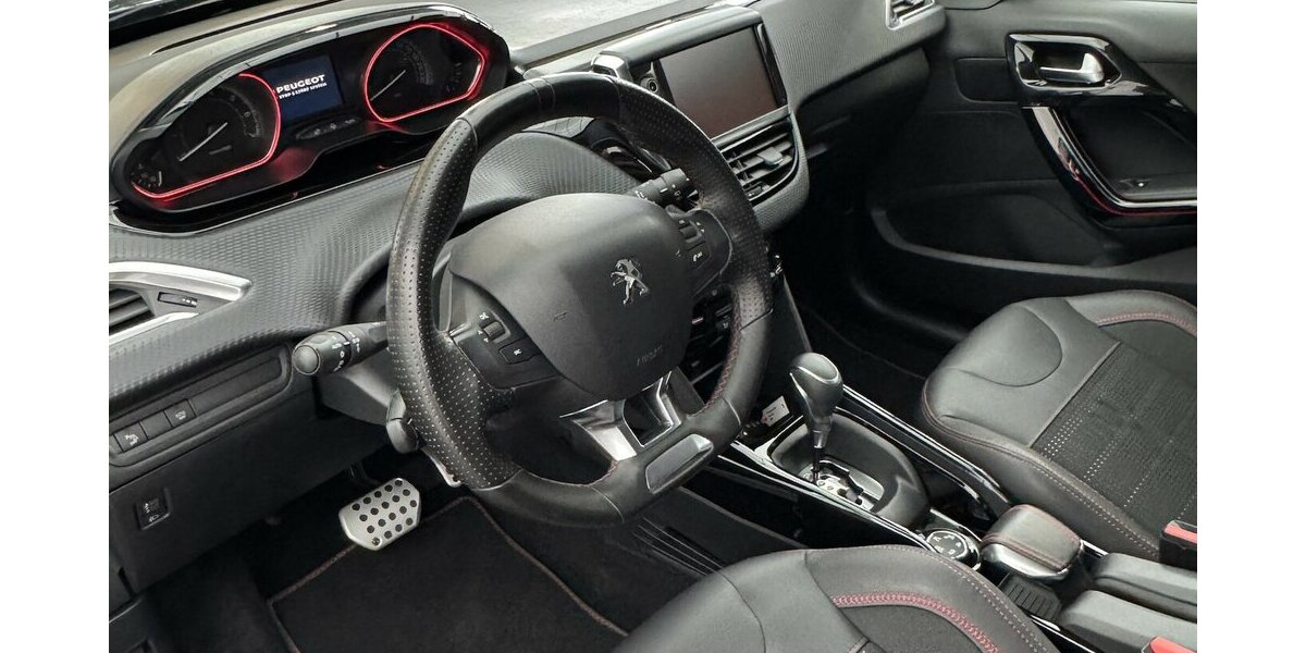 Peugeot 2008 1.2 GT-Line Automatik Sitzheizung Carplay 120.782 km 11.870 &euro; Lich 35423