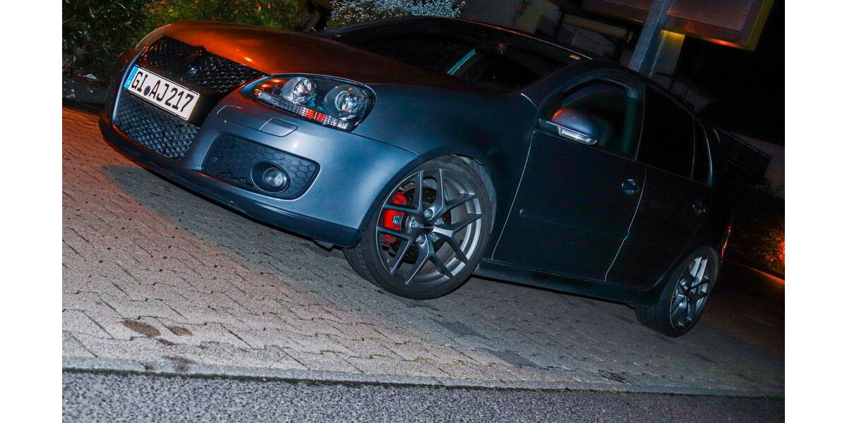 VW Golf 144.000 km 9.000 &euro; Gießen 35394