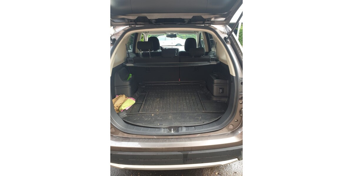 Mitsubishi Outlander 78.136 km 13.500 &euro; Marburg 35037