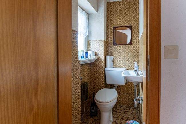 Einfamilienhaus Wetzlar Hermannstein - 7 Zimmer, 176 m&sup2;, 149.500&euro; | Angebot:25662026