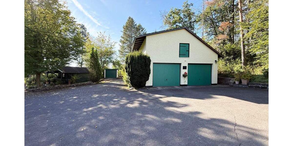 Mehrfamilienhaus, Wohnhaus Aßlar Bermoll - 6 Zimmer, 197 m&sup2;, 635.000&euro; | Angebot:25676853