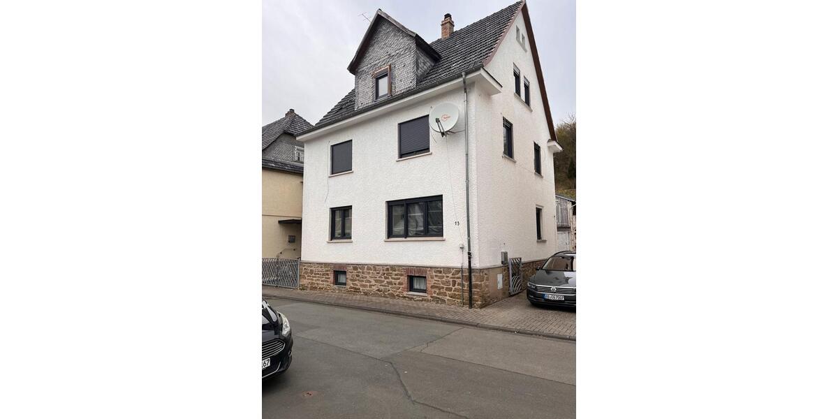 Mehrfamilienhaus, Wohnhaus Braunfels - 9 Zimmer, 230 m&sup2;, 350.000&euro; | Angebot:25990161