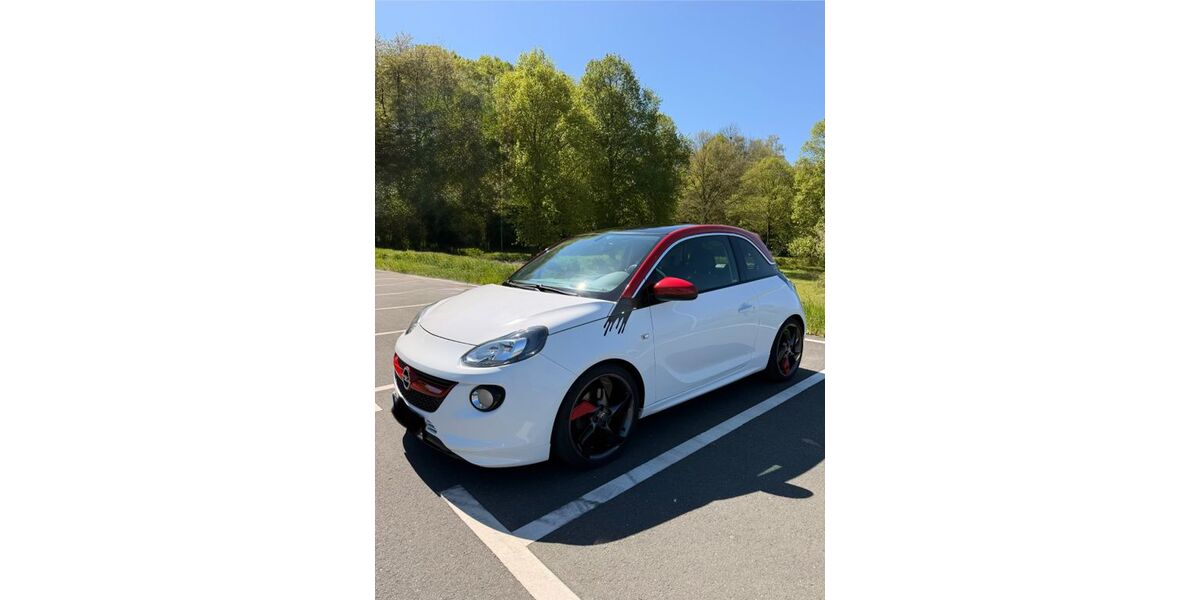 Opel Adam 83.050 km 8.400 &euro; Wetzlar 35578