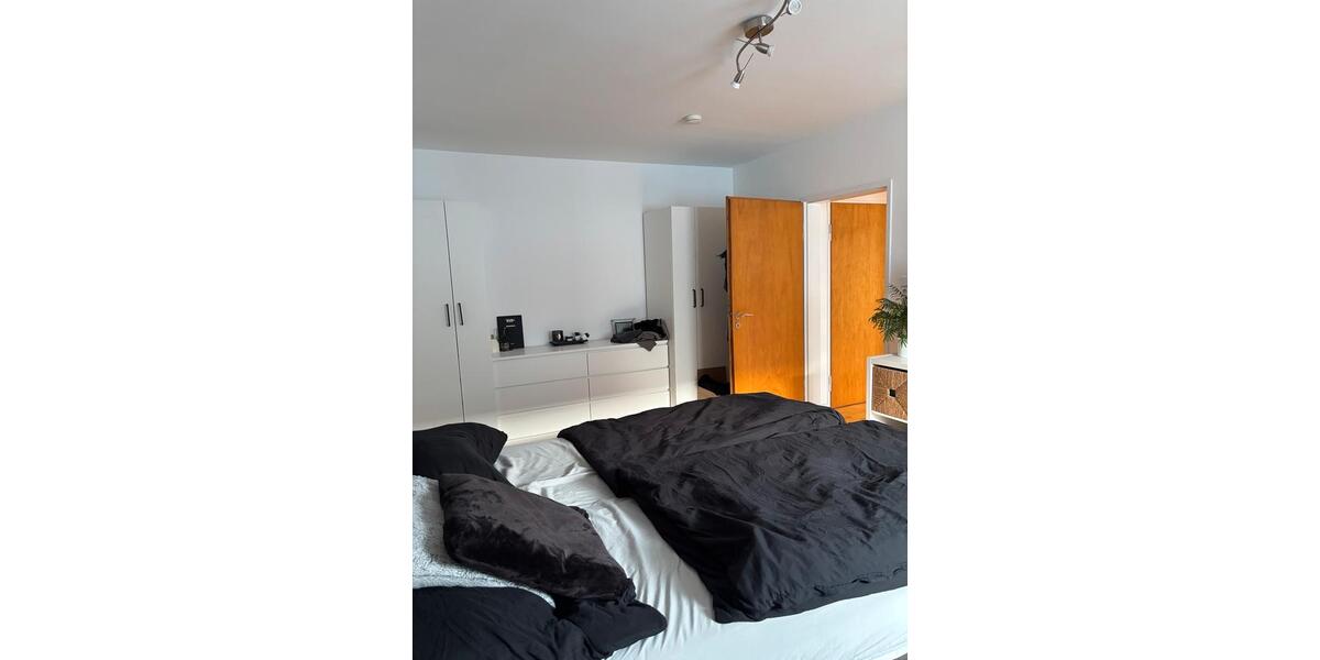 Etagenwohnung Gießen - 2 Zimmer, 65 m&sup2;, 1.070&euro; | Angebot:25873631